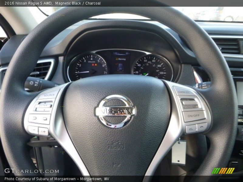 Magnetic Black / Charcoal 2016 Nissan Rogue S AWD