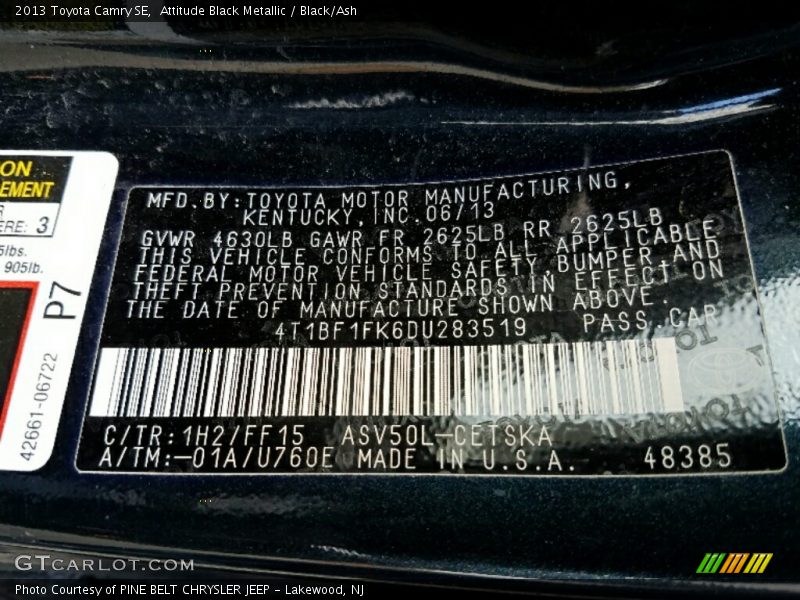 Attitude Black Metallic / Black/Ash 2013 Toyota Camry SE