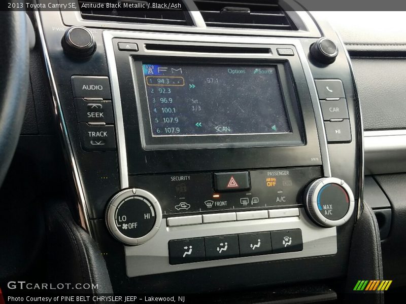 Attitude Black Metallic / Black/Ash 2013 Toyota Camry SE