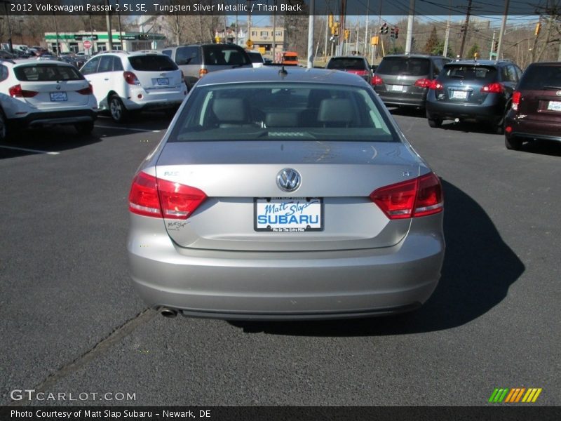 Tungsten Silver Metallic / Titan Black 2012 Volkswagen Passat 2.5L SE
