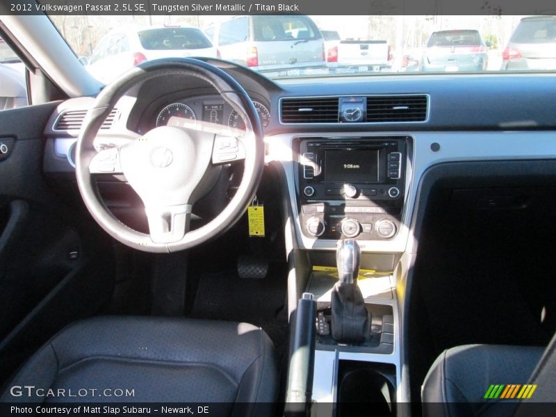 Tungsten Silver Metallic / Titan Black 2012 Volkswagen Passat 2.5L SE