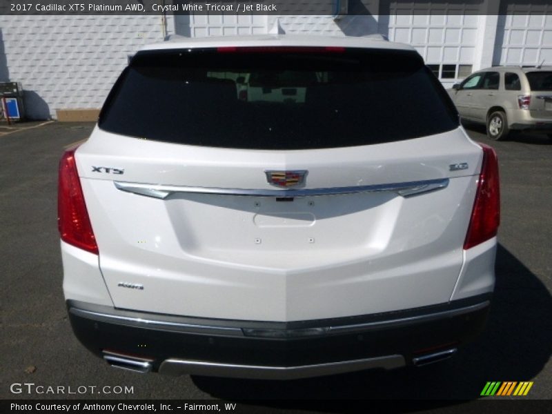 Crystal White Tricoat / Jet Black 2017 Cadillac XT5 Platinum AWD