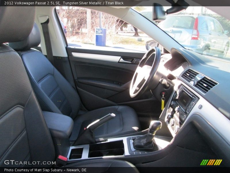 Tungsten Silver Metallic / Titan Black 2012 Volkswagen Passat 2.5L SE
