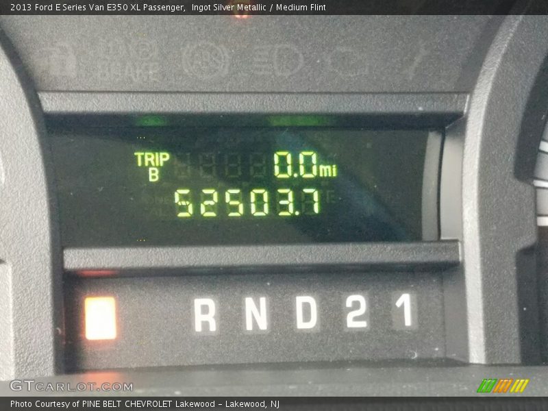 Ingot Silver Metallic / Medium Flint 2013 Ford E Series Van E350 XL Passenger