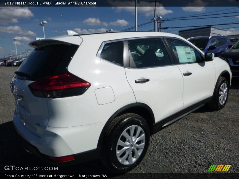 Glacier White / Charcoal 2017 Nissan Rogue S AWD