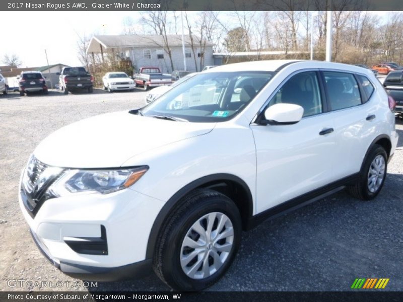 Glacier White / Charcoal 2017 Nissan Rogue S AWD