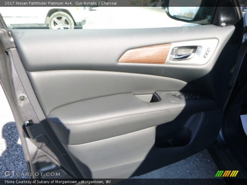 Door Panel of 2017 Pathfinder Platinum 4x4
