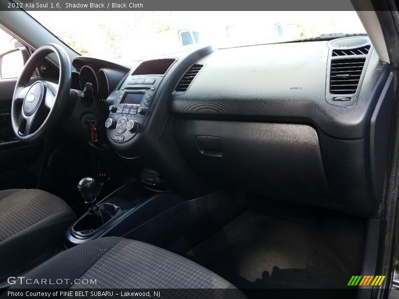 Shadow Black / Black Cloth 2012 Kia Soul 1.6