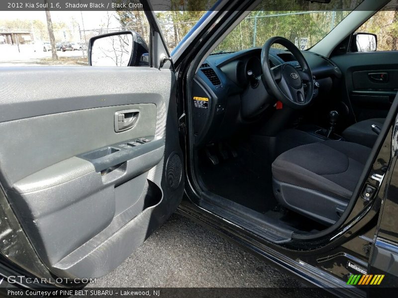 Shadow Black / Black Cloth 2012 Kia Soul 1.6