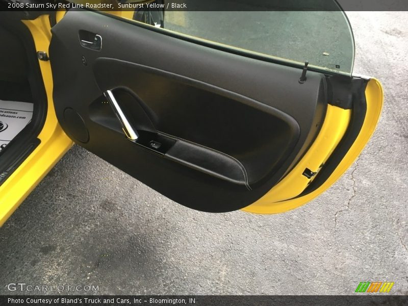 Sunburst Yellow / Black 2008 Saturn Sky Red Line Roadster