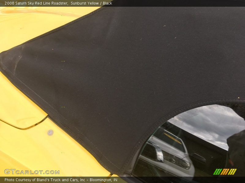 Sunburst Yellow / Black 2008 Saturn Sky Red Line Roadster