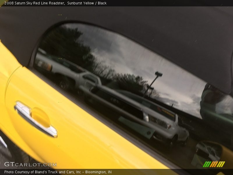 Sunburst Yellow / Black 2008 Saturn Sky Red Line Roadster
