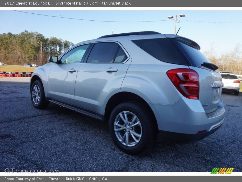 Silver Ice Metallic / Light Titanium/Jet Black 2017 Chevrolet Equinox LT