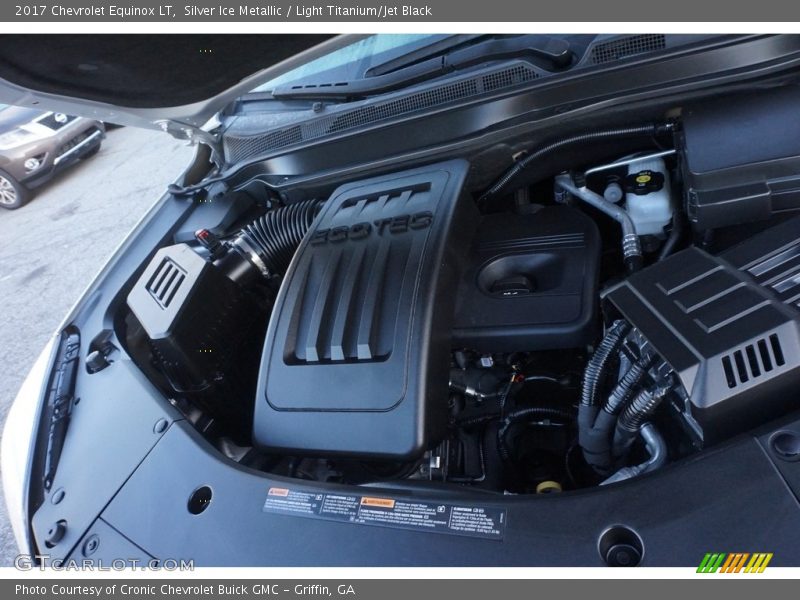 Silver Ice Metallic / Light Titanium/Jet Black 2017 Chevrolet Equinox LT