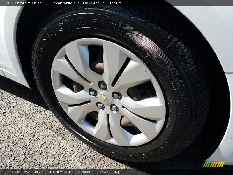 Summit White / Jet Black/Medium Titanium 2012 Chevrolet Cruze LS