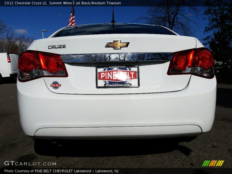 Summit White / Jet Black/Medium Titanium 2012 Chevrolet Cruze LS