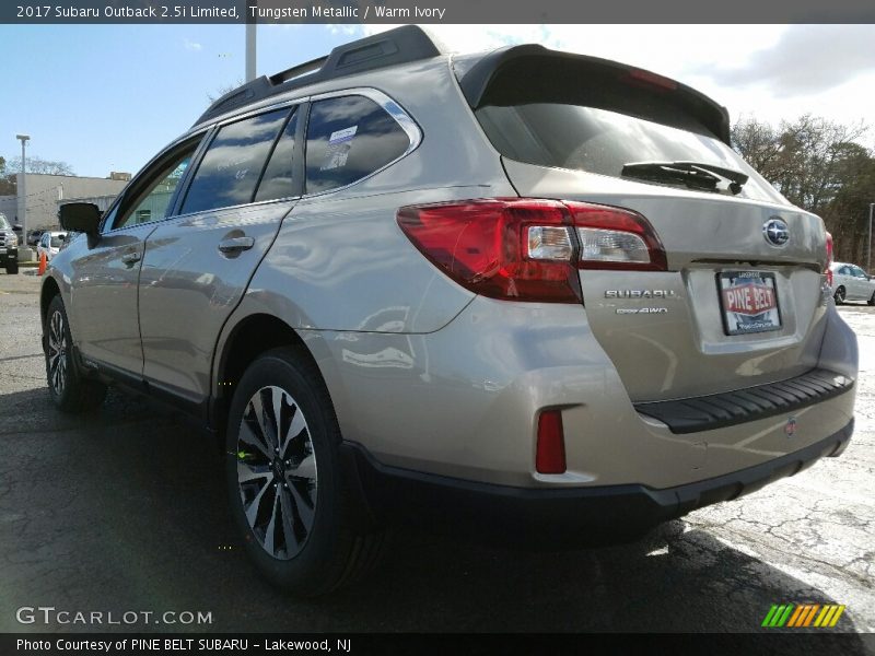 Tungsten Metallic / Warm Ivory 2017 Subaru Outback 2.5i Limited