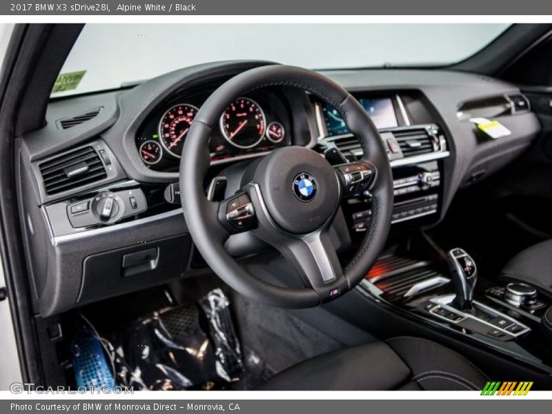 Alpine White / Black 2017 BMW X3 sDrive28i