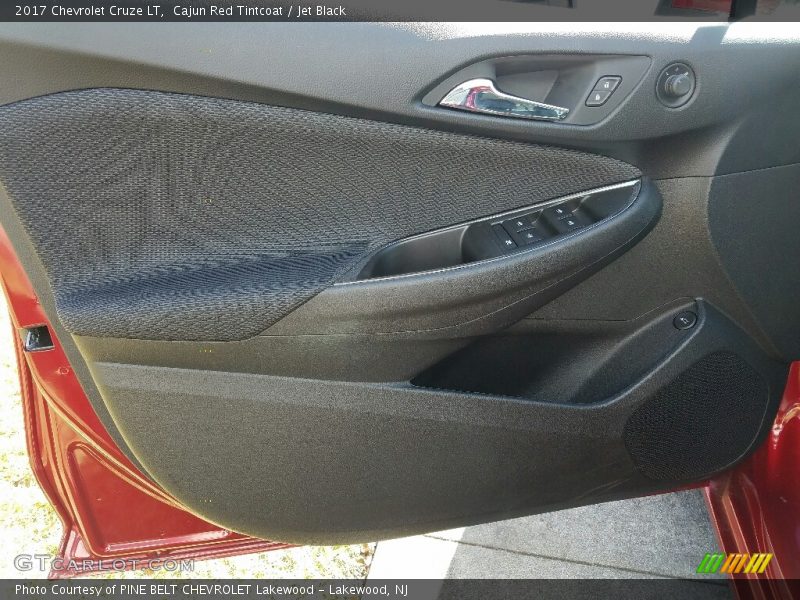 Cajun Red Tintcoat / Jet Black 2017 Chevrolet Cruze LT