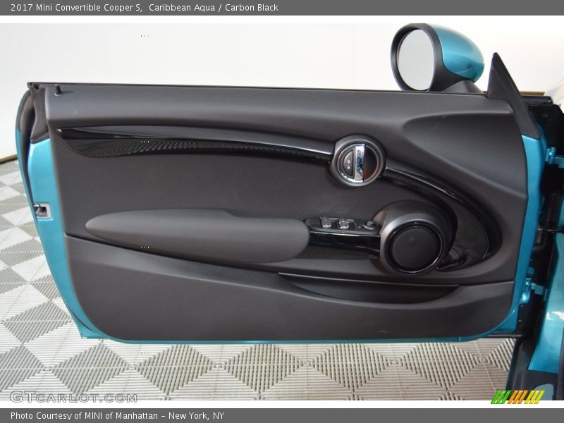 Door Panel of 2017 Convertible Cooper S