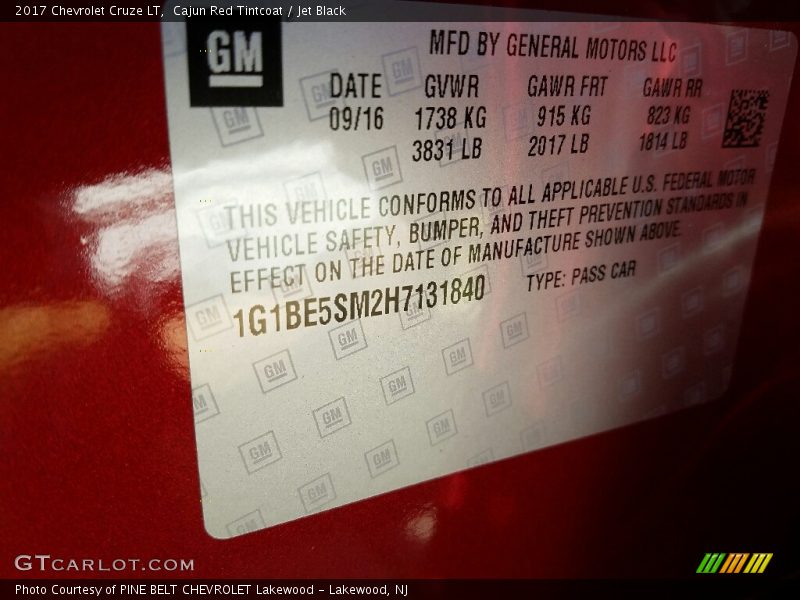 Cajun Red Tintcoat / Jet Black 2017 Chevrolet Cruze LT