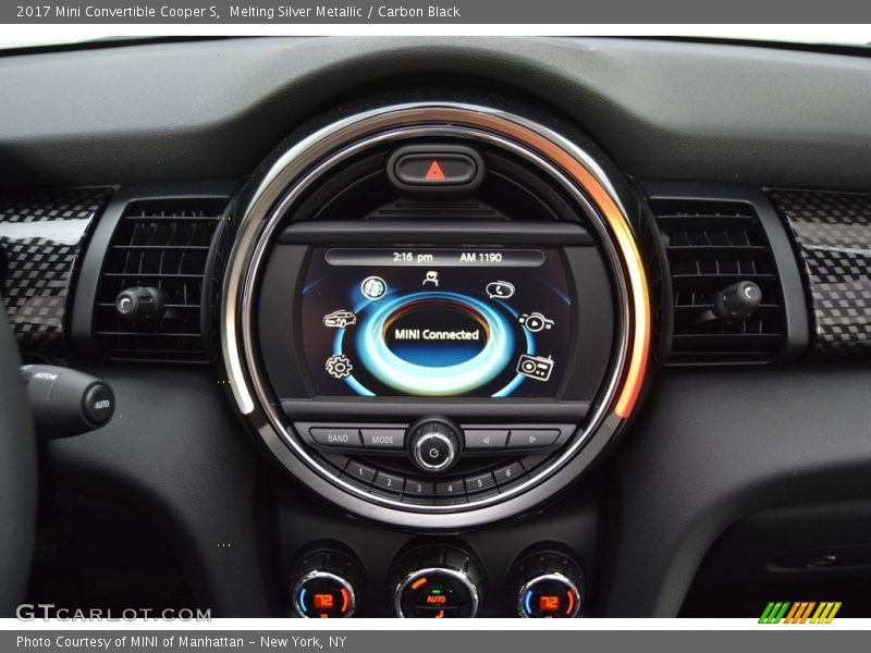 Controls of 2017 Convertible Cooper S