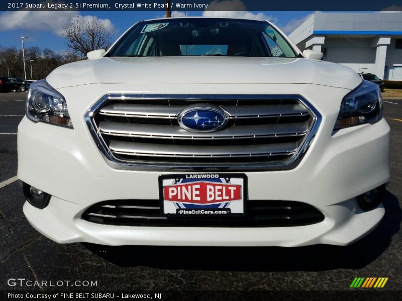 Crystal White Pearl / Warm Ivory 2017 Subaru Legacy 2.5i Premium
