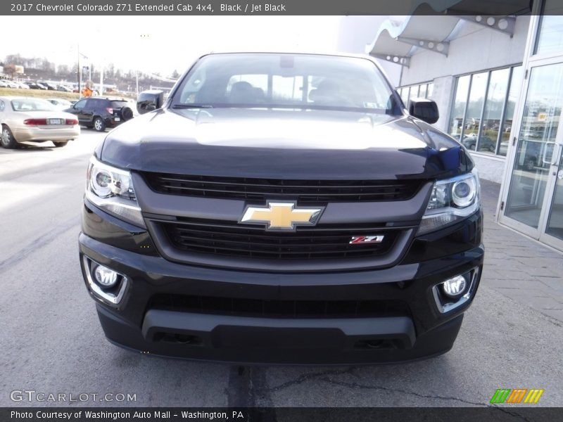 Black / Jet Black 2017 Chevrolet Colorado Z71 Extended Cab 4x4