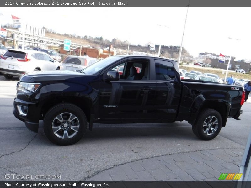 Black / Jet Black 2017 Chevrolet Colorado Z71 Extended Cab 4x4
