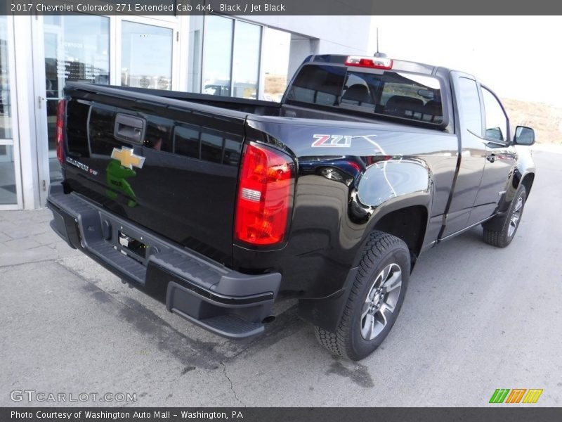 Black / Jet Black 2017 Chevrolet Colorado Z71 Extended Cab 4x4