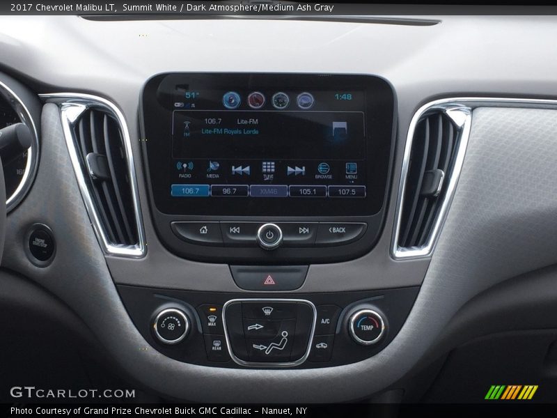 Summit White / Dark Atmosphere/Medium Ash Gray 2017 Chevrolet Malibu LT