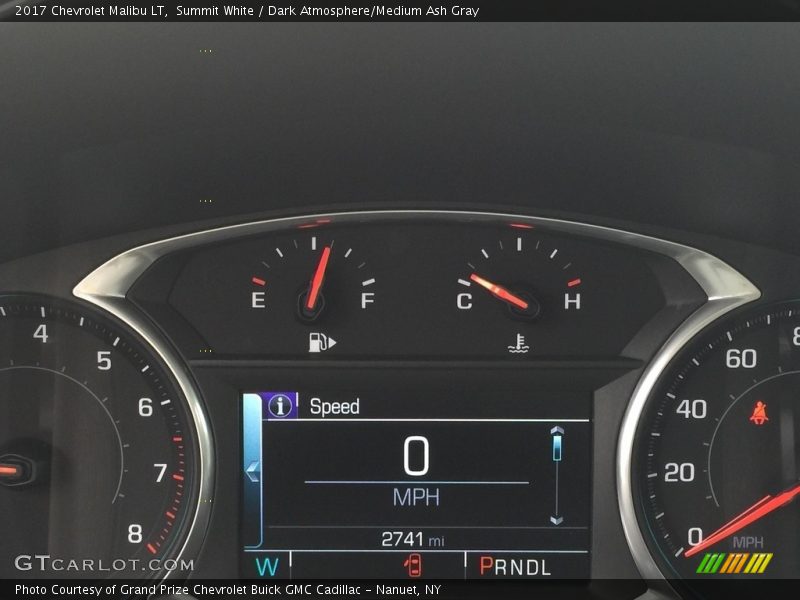 Summit White / Dark Atmosphere/Medium Ash Gray 2017 Chevrolet Malibu LT