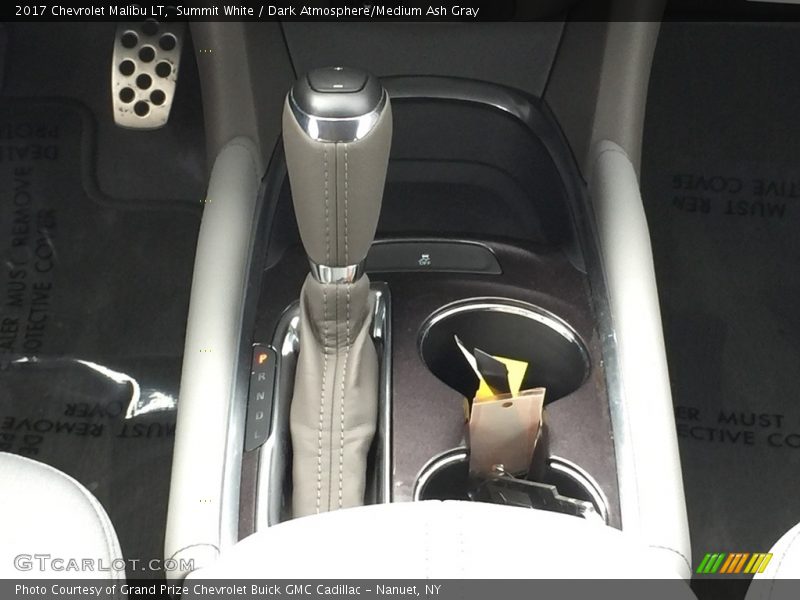Summit White / Dark Atmosphere/Medium Ash Gray 2017 Chevrolet Malibu LT