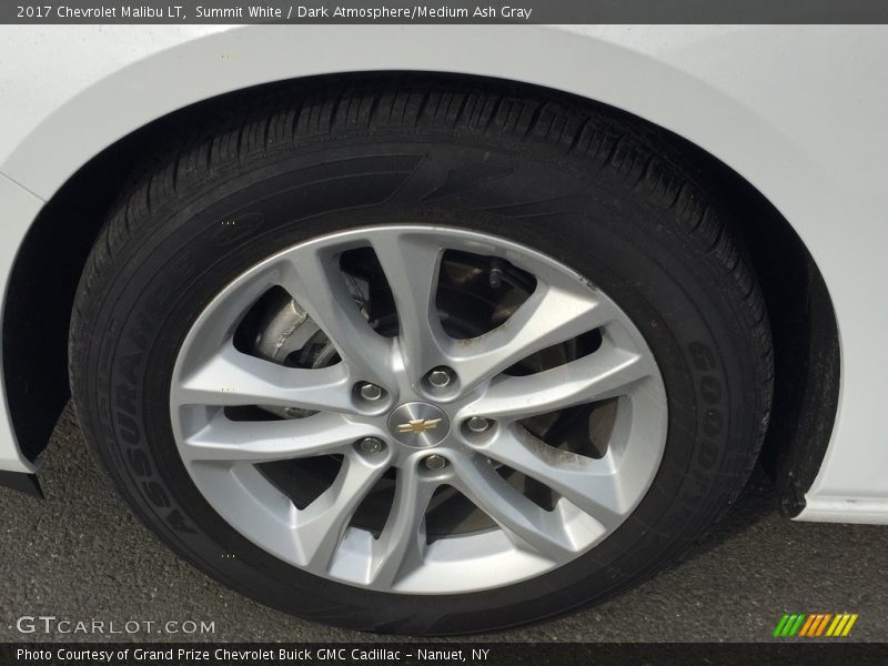 Summit White / Dark Atmosphere/Medium Ash Gray 2017 Chevrolet Malibu LT