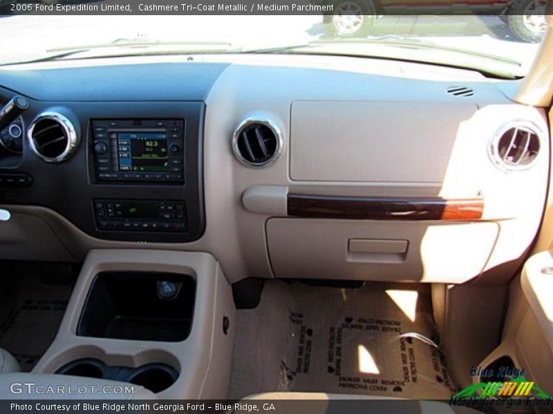 Cashmere Tri-Coat Metallic / Medium Parchment 2006 Ford Expedition Limited