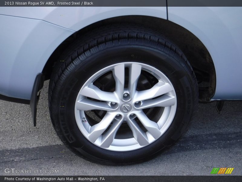 Frosted Steel / Black 2013 Nissan Rogue SV AWD