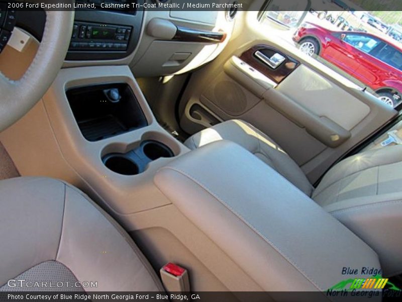 Cashmere Tri-Coat Metallic / Medium Parchment 2006 Ford Expedition Limited