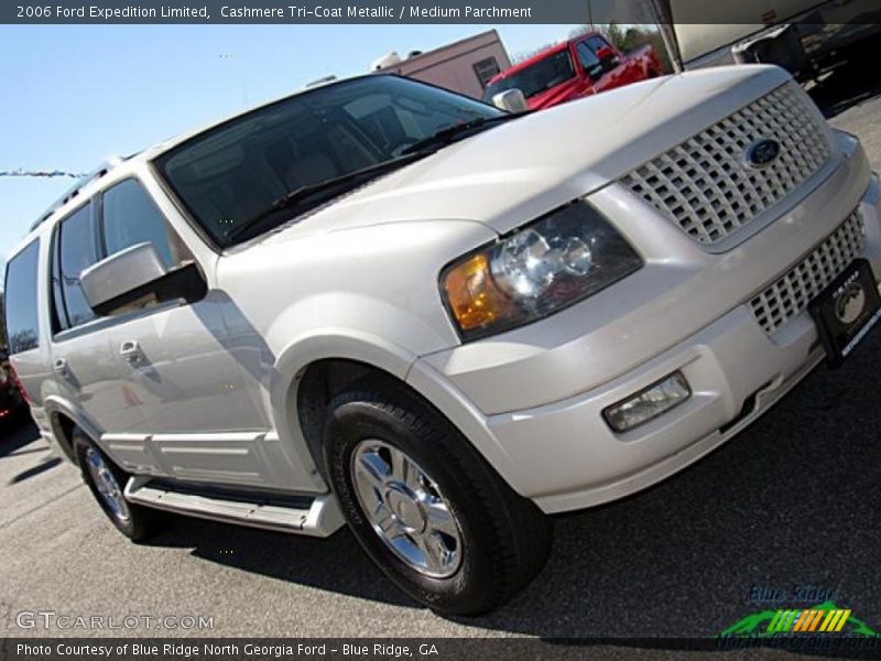 Cashmere Tri-Coat Metallic / Medium Parchment 2006 Ford Expedition Limited