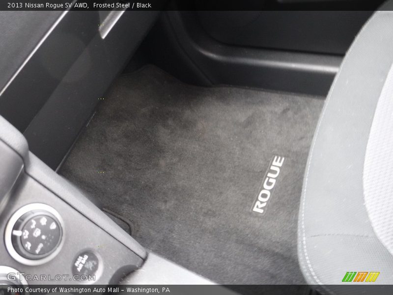 Frosted Steel / Black 2013 Nissan Rogue SV AWD