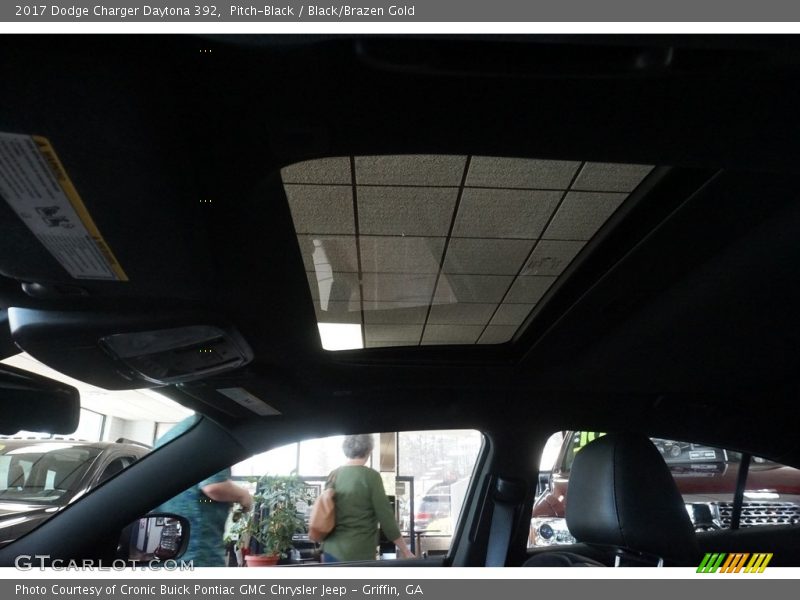 Pitch-Black / Black/Brazen Gold 2017 Dodge Charger Daytona 392