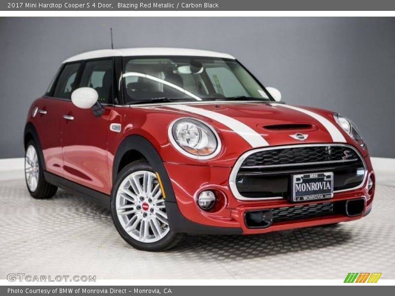 Front 3/4 View of 2017 Hardtop Cooper S 4 Door