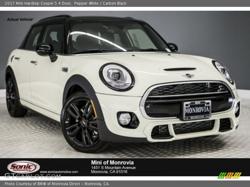 Pepper White / Carbon Black 2017 Mini Hardtop Cooper S 4 Door