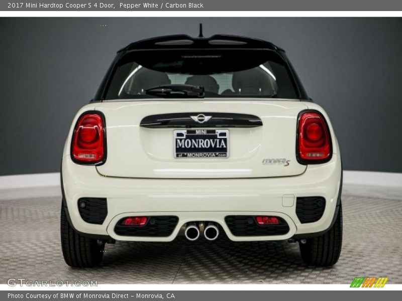 Pepper White / Carbon Black 2017 Mini Hardtop Cooper S 4 Door