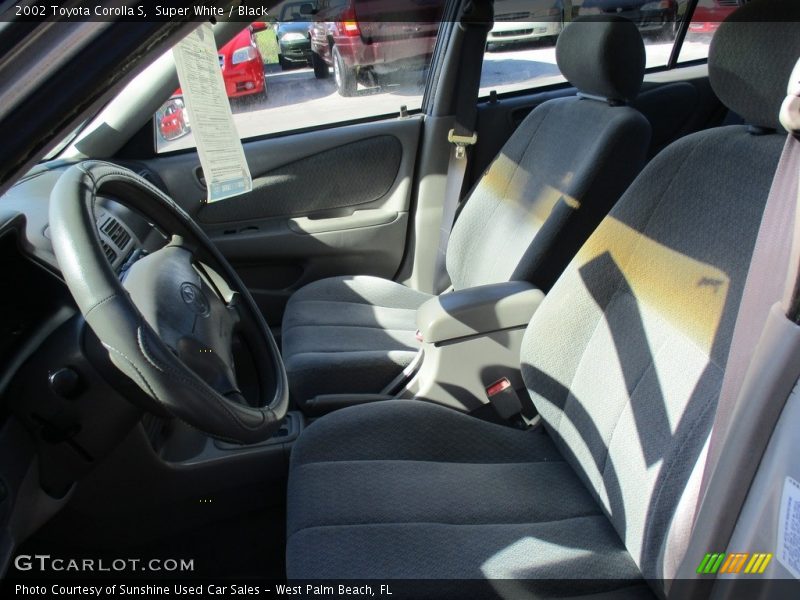 Super White / Black 2002 Toyota Corolla S
