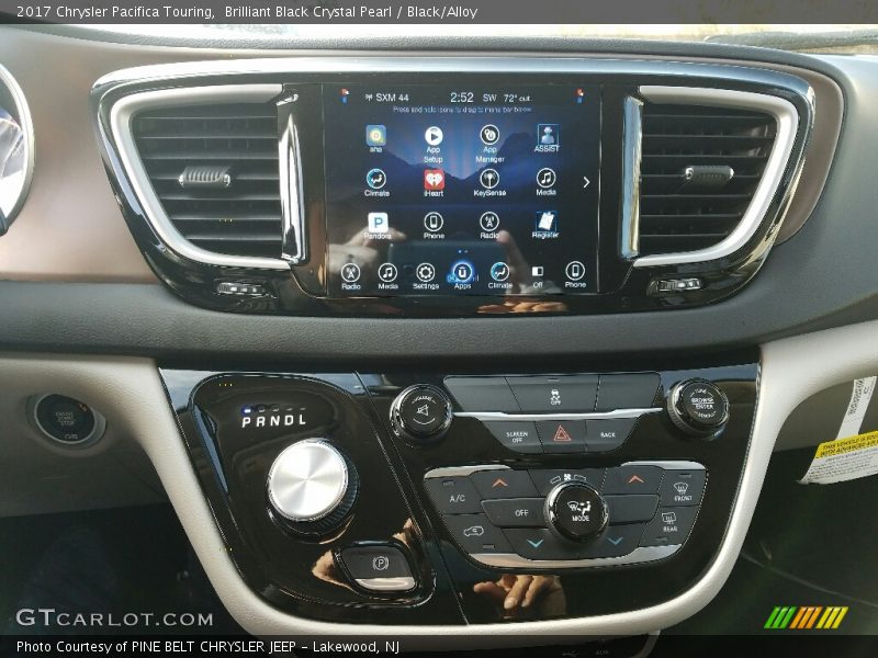 Brilliant Black Crystal Pearl / Black/Alloy 2017 Chrysler Pacifica Touring