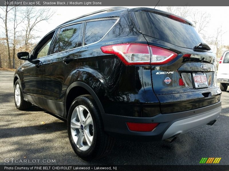 Shadow Black / Medium Light Stone 2016 Ford Escape SE