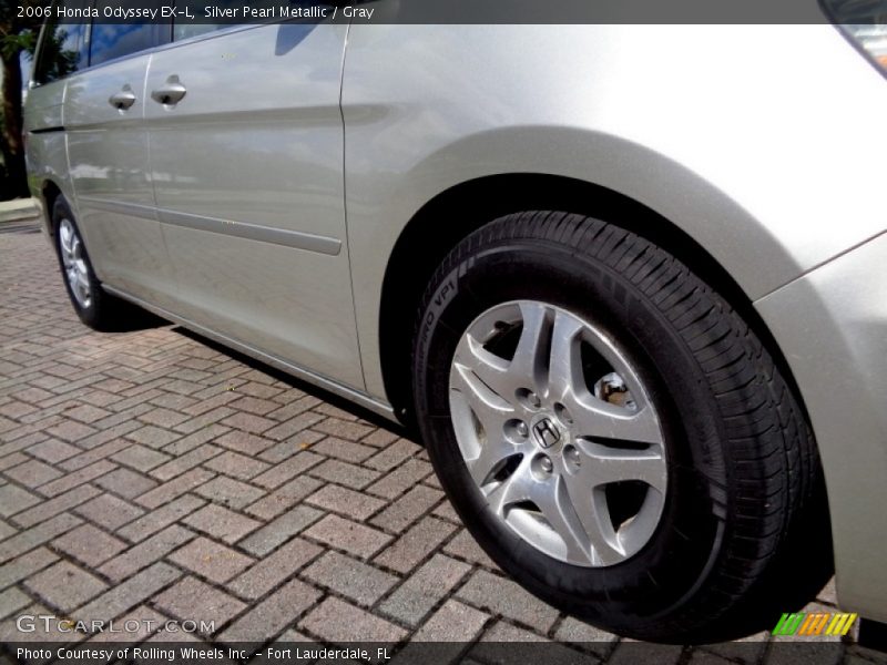 Silver Pearl Metallic / Gray 2006 Honda Odyssey EX-L