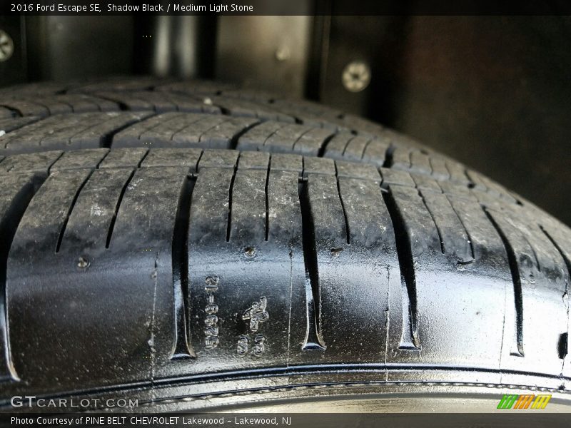 Shadow Black / Medium Light Stone 2016 Ford Escape SE