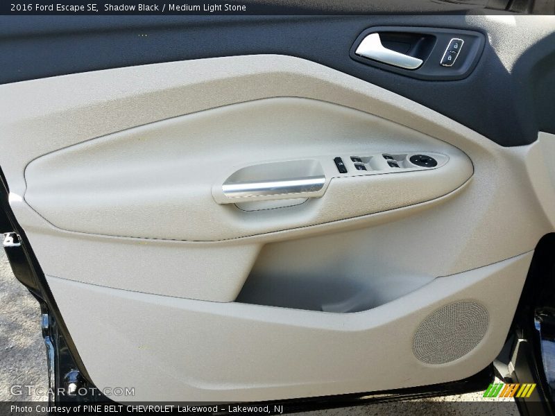 Shadow Black / Medium Light Stone 2016 Ford Escape SE