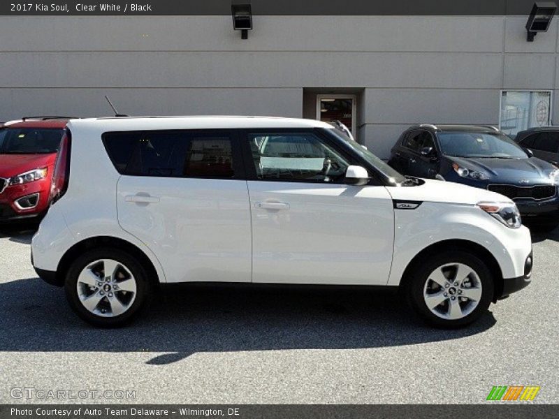 Clear White / Black 2017 Kia Soul